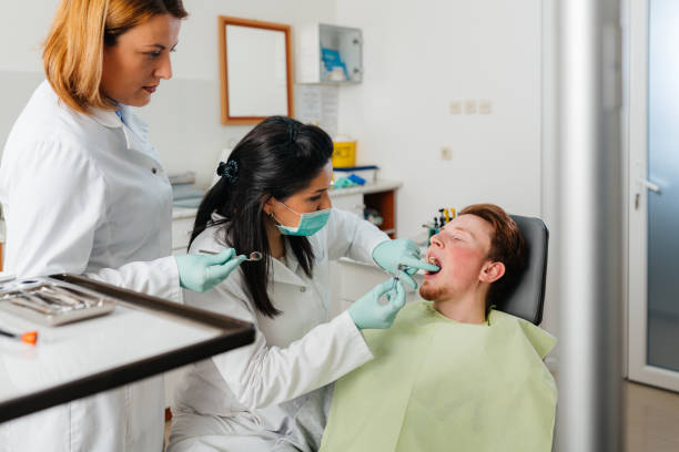 Best Dentist for Tooth Abscess  in Mckee City, NJ